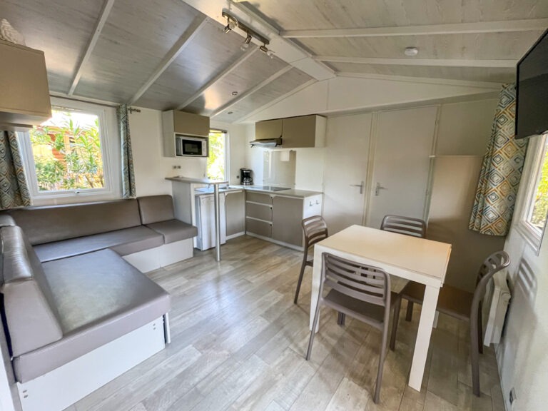 Titania Suite 8 TITANIA SUITE INTERIEUR 1 - ROBRECHT